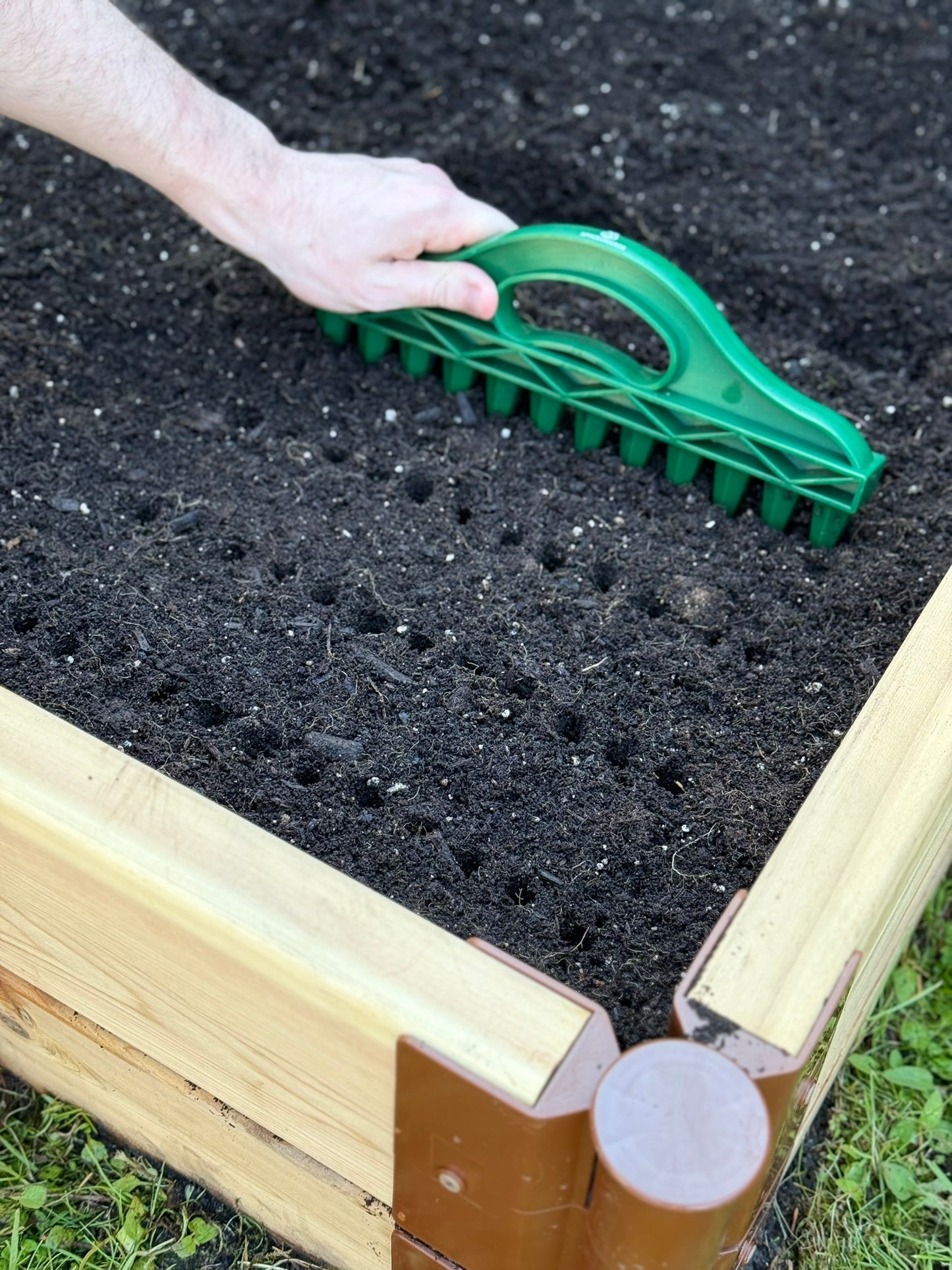 The Row Seeder – for Precise Seed & Seedling Spacing in Rows & Seed Trays
